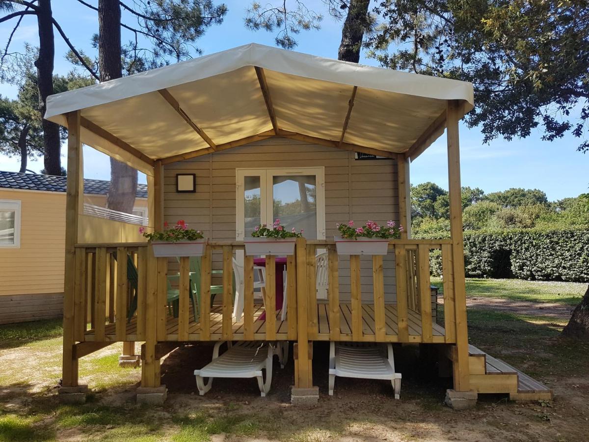 Hotel Camping Le Puits De L'Auture Saint-Palais-sur-Mer Exterior foto